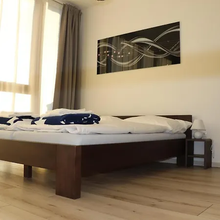 Olaf Apartment *
