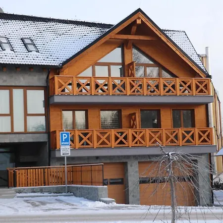 Olaf Apartment *